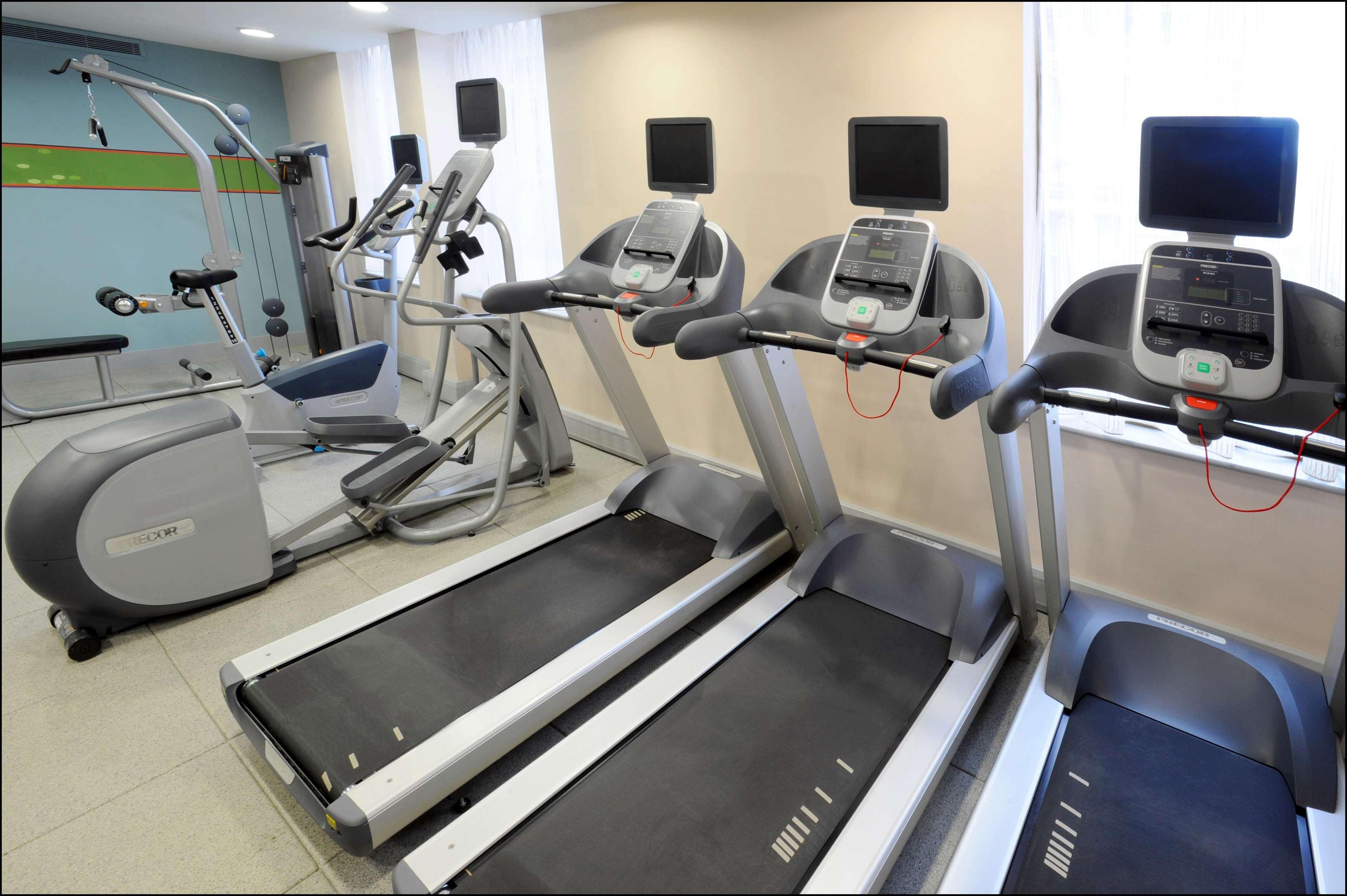 Gimnasio Hampton By Hilton Newcastle