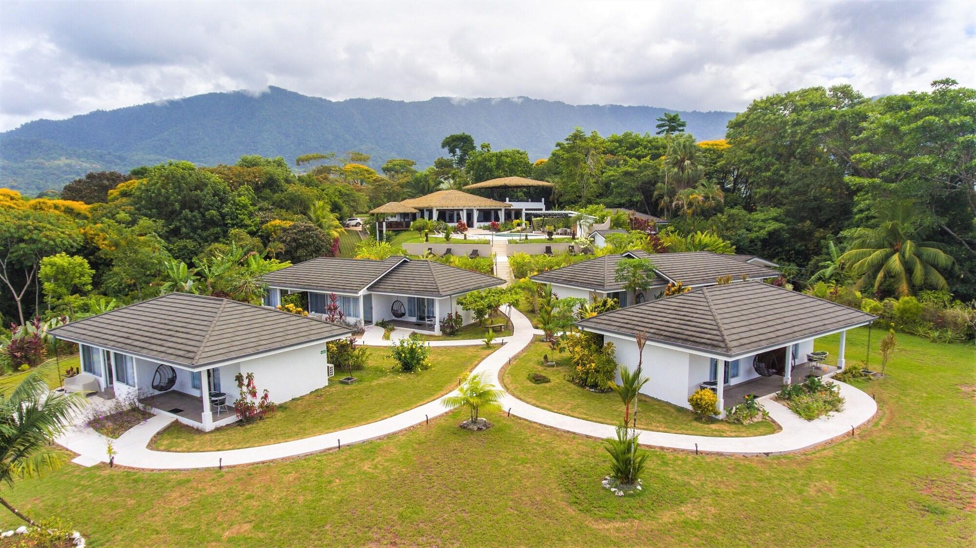 Vista Exterior Hotel Ocean Breeze