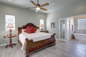 Alquiler Vacacional - Short walk to the beach ~ Spacious house ~ Golf Cart