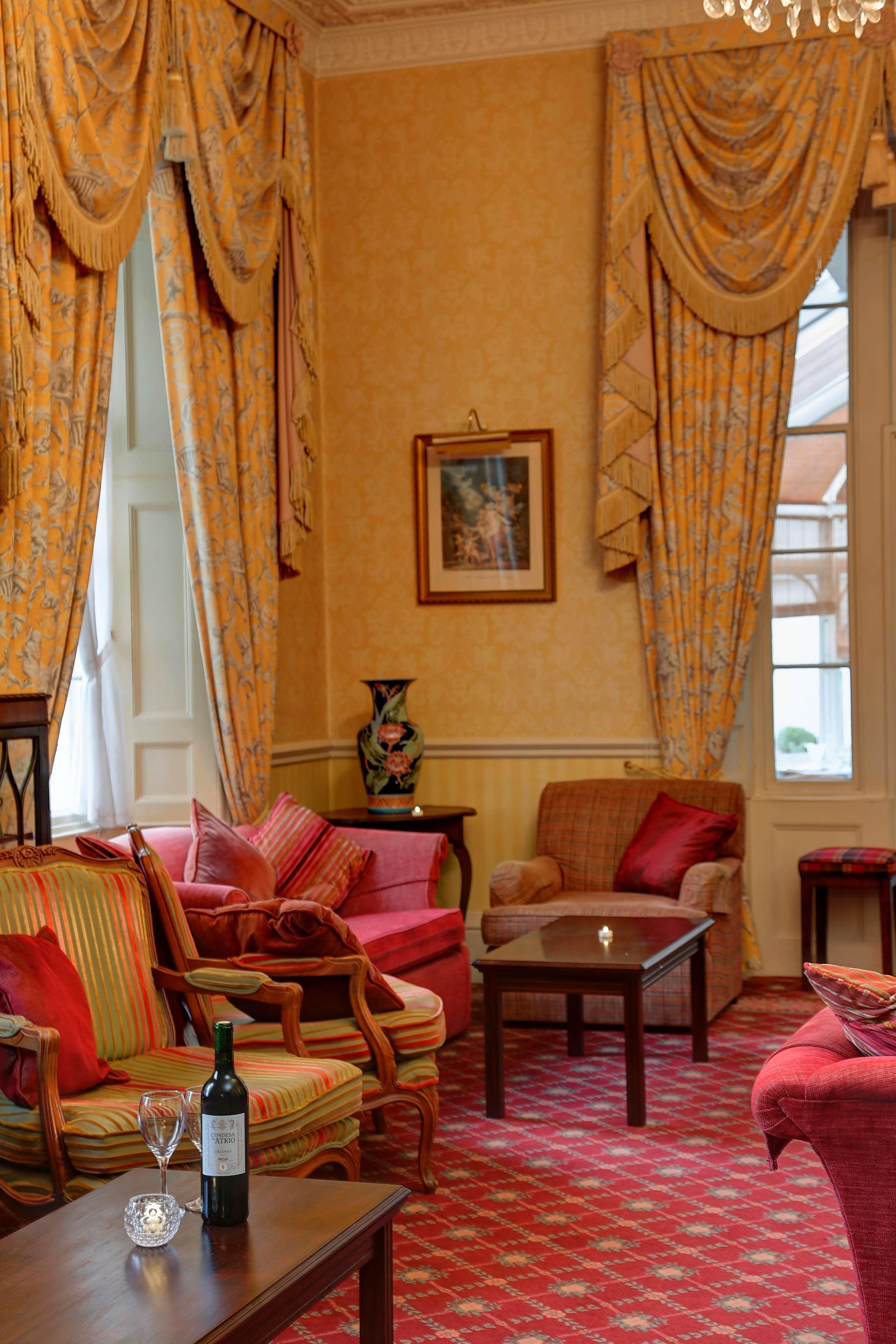 Vista Lobby Best Western Lamphey Court Hotel & Spa