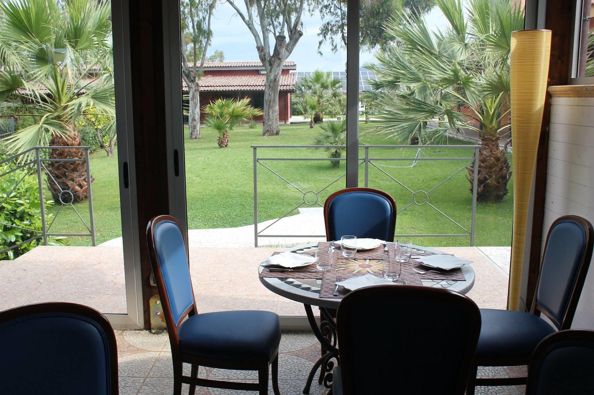 Bar/Salón La Bruca Resort