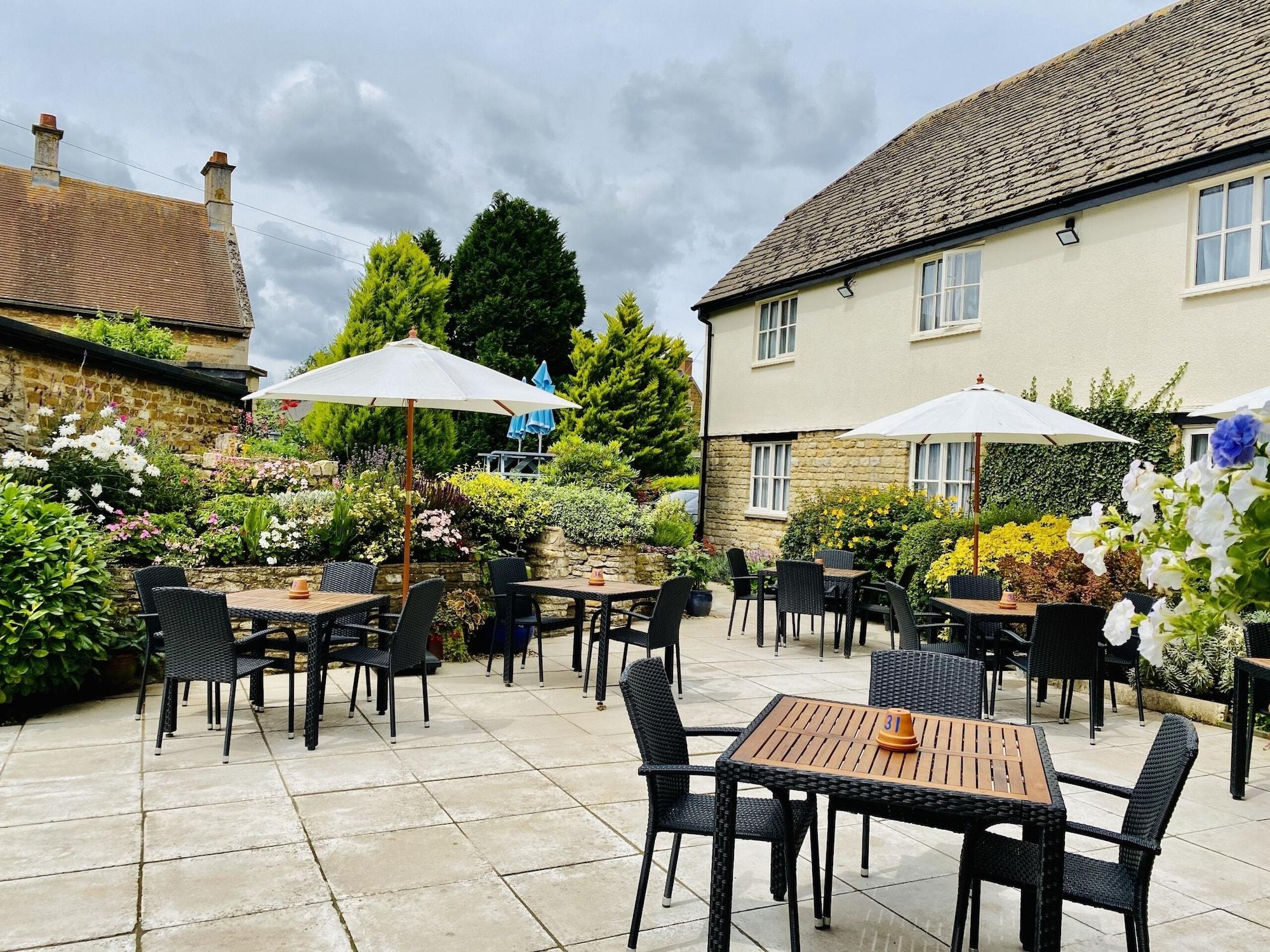 Vista Exterior The Old Pheasant Hotel