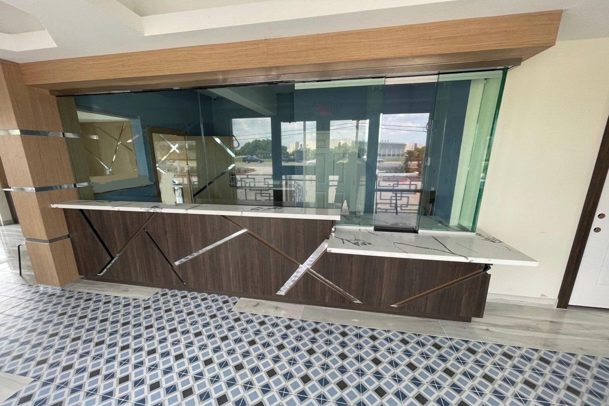 Vista Lobby La Vyoma Villas, Westpark Hwy 6