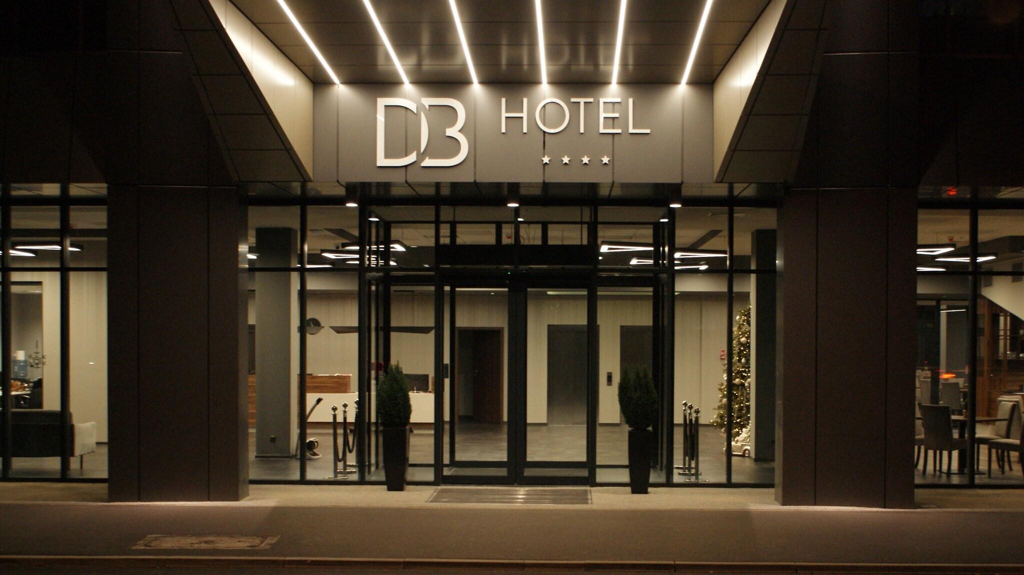 Vista Exterior DB Hotel Wrocław