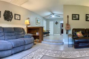 Alquiler Vacacional - Spacious home in a lush green piece of paradise