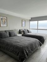 Alquiler Vacacional - Dream Luxury Condo with Ocean Front View. Fully remodeled, brand new!!
