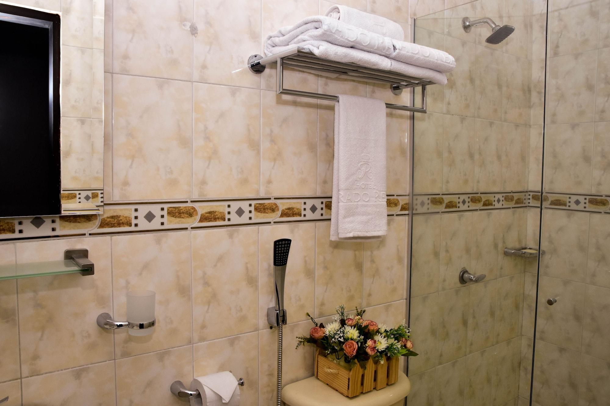 Equipamiento de Habitación Hotel Prado Real