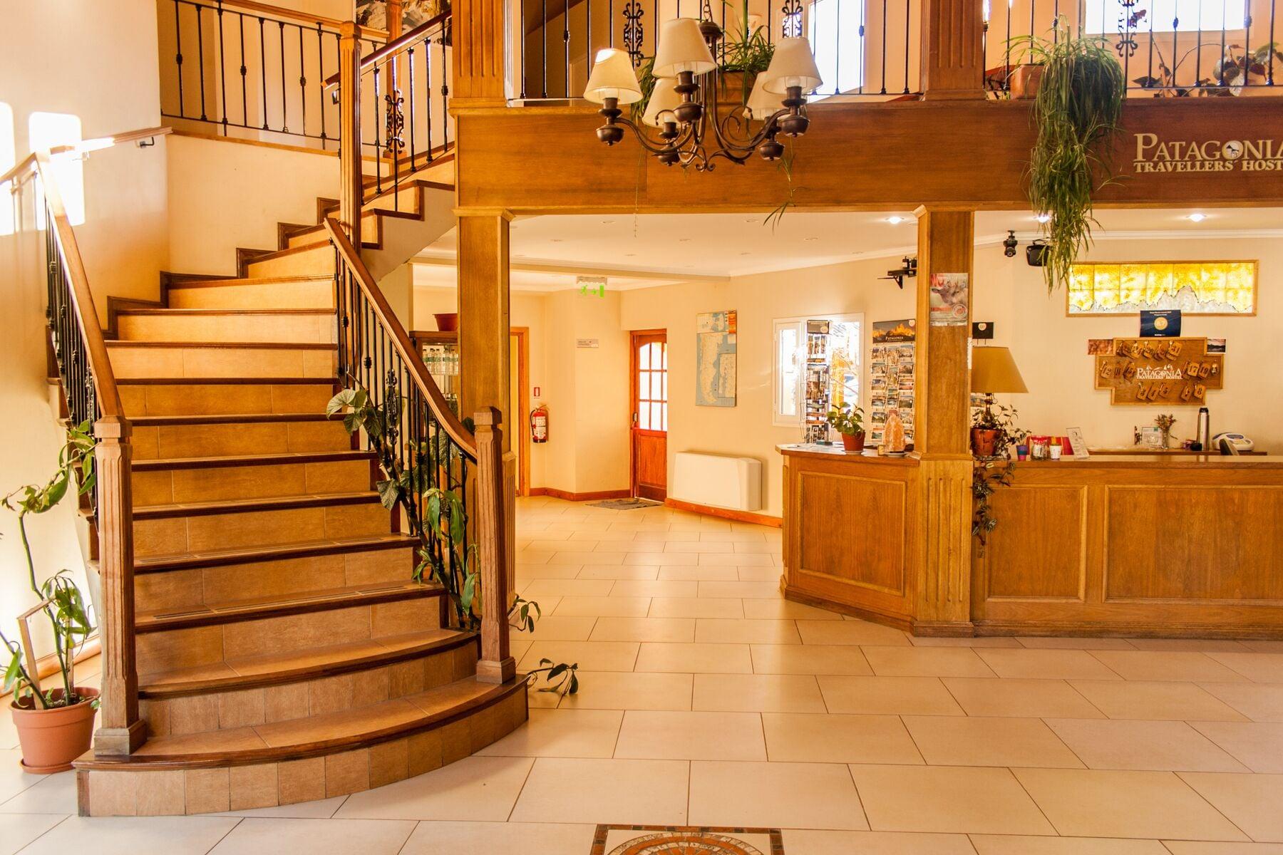 Vista Lobby Patagonia Travellers Hostel