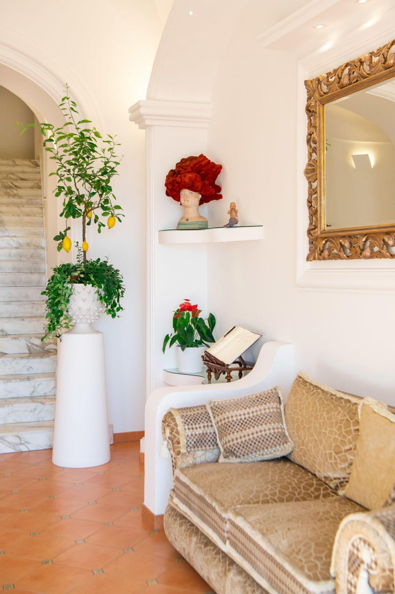 Vista Lobby Hotel Royal Prisco