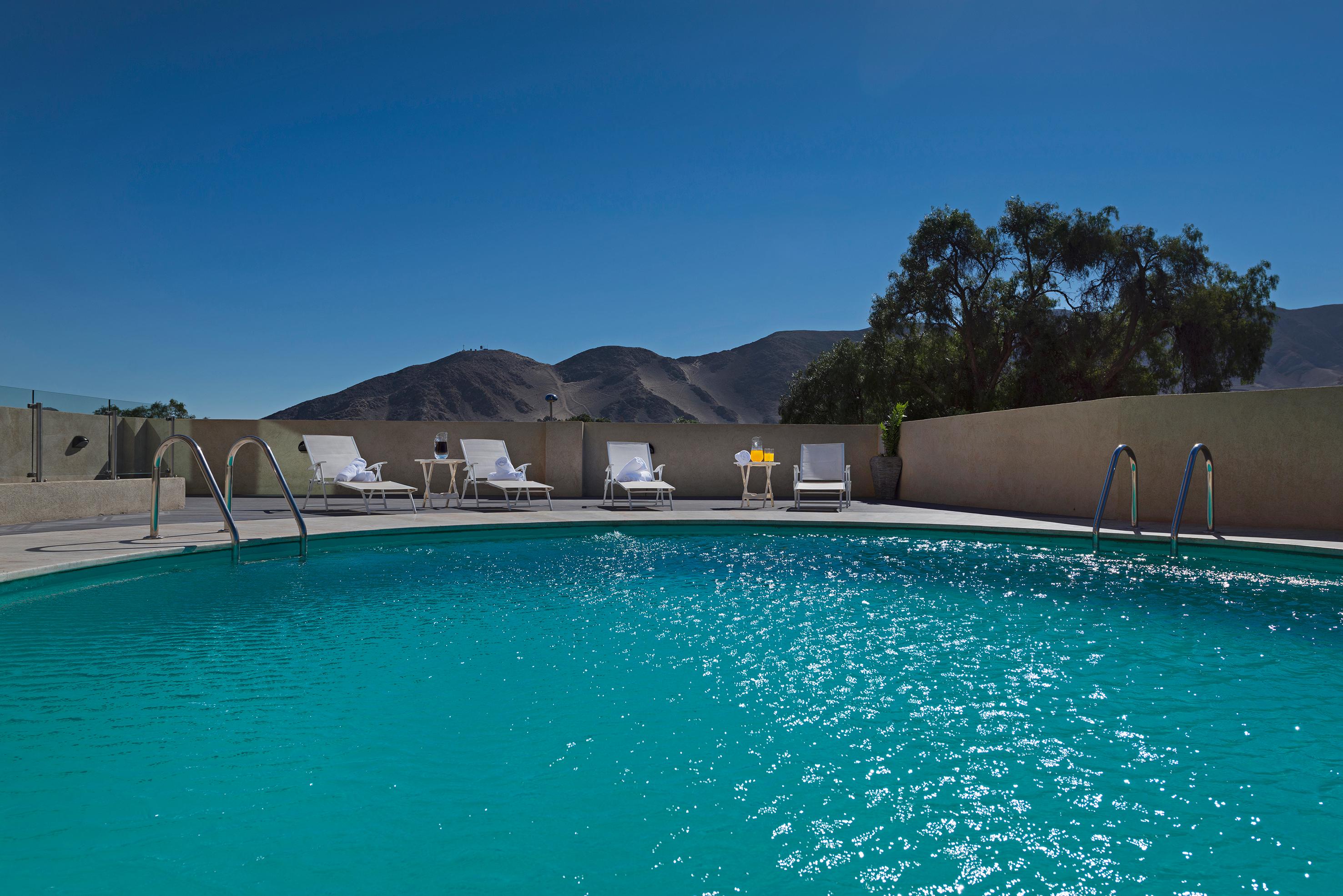 Vista Piscina Hotel Atacama Suites