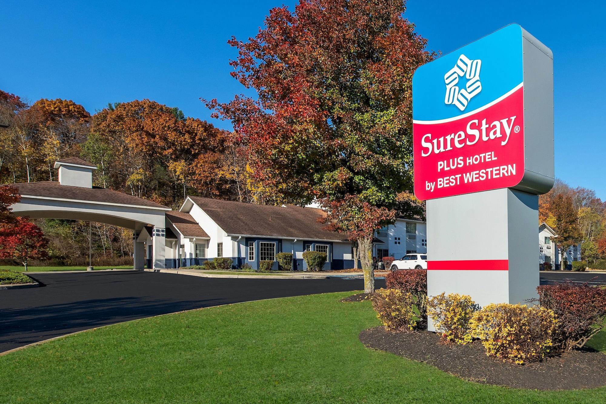 Vista Exterior SureStay Plus Hotel by Best Western Highland Poughkeepsie