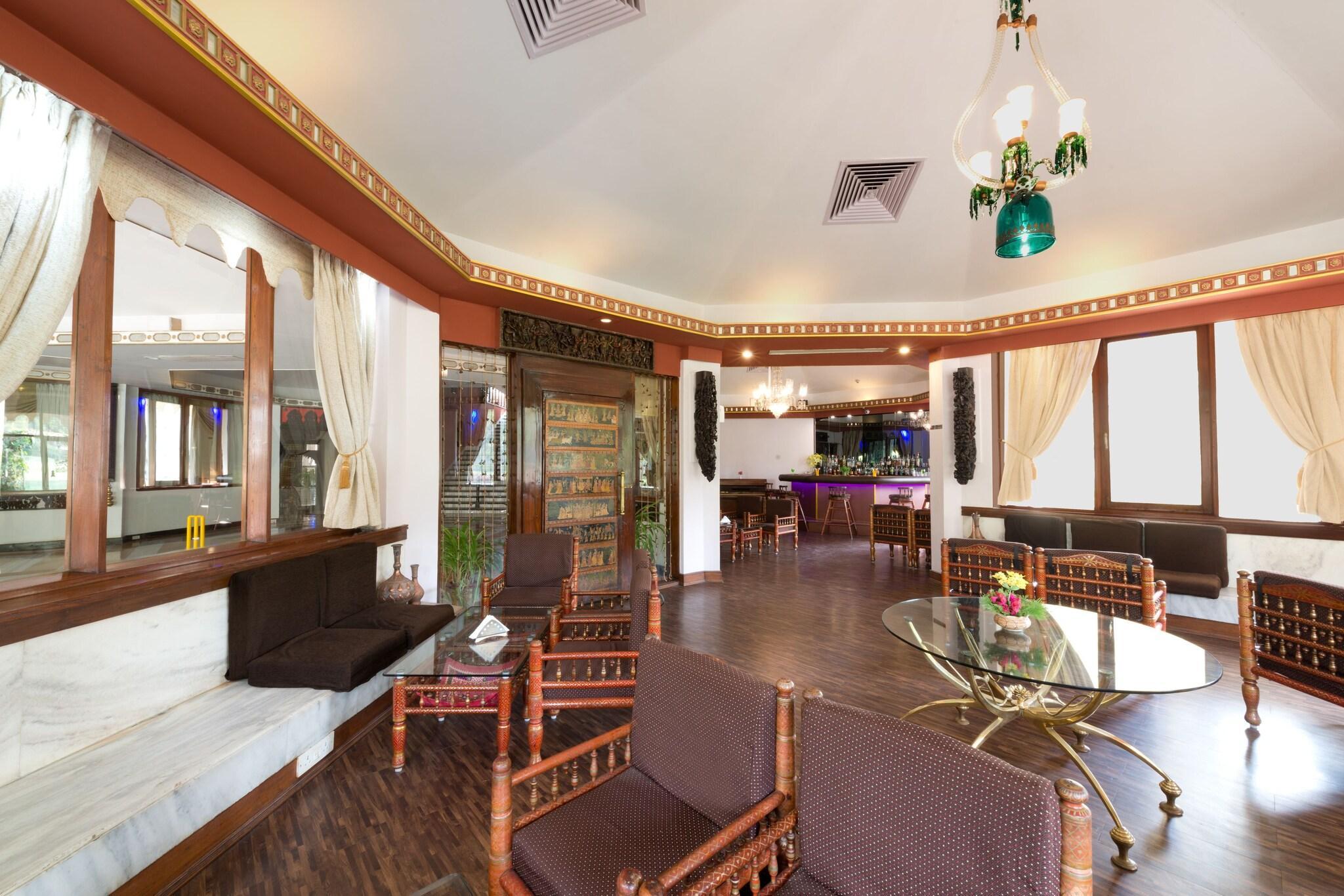 Bar/Salón Ambassador Ajanta