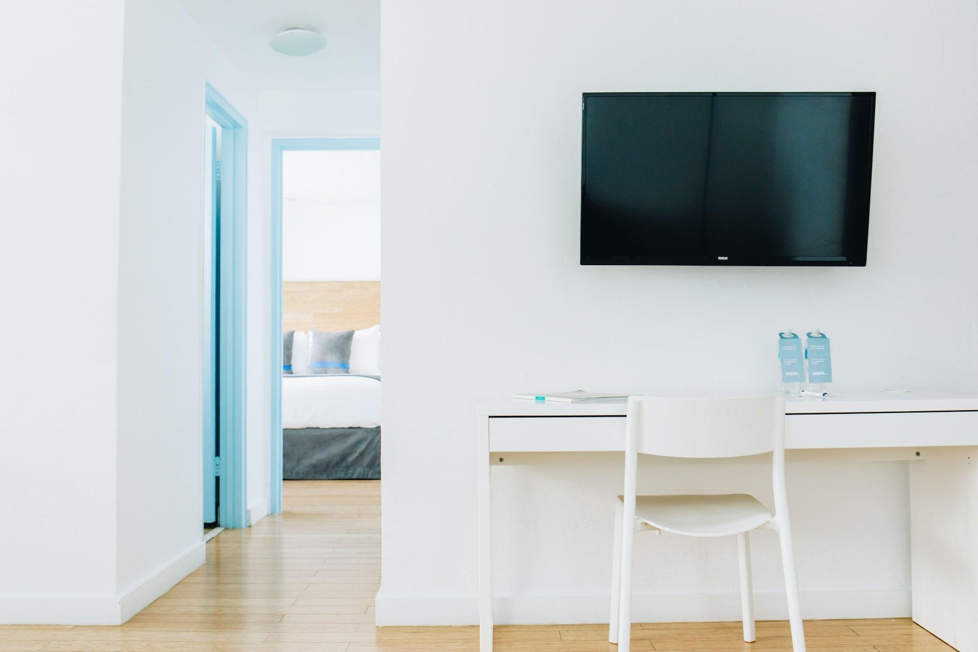 Set de Habitación Aqua Hotel & Suites
