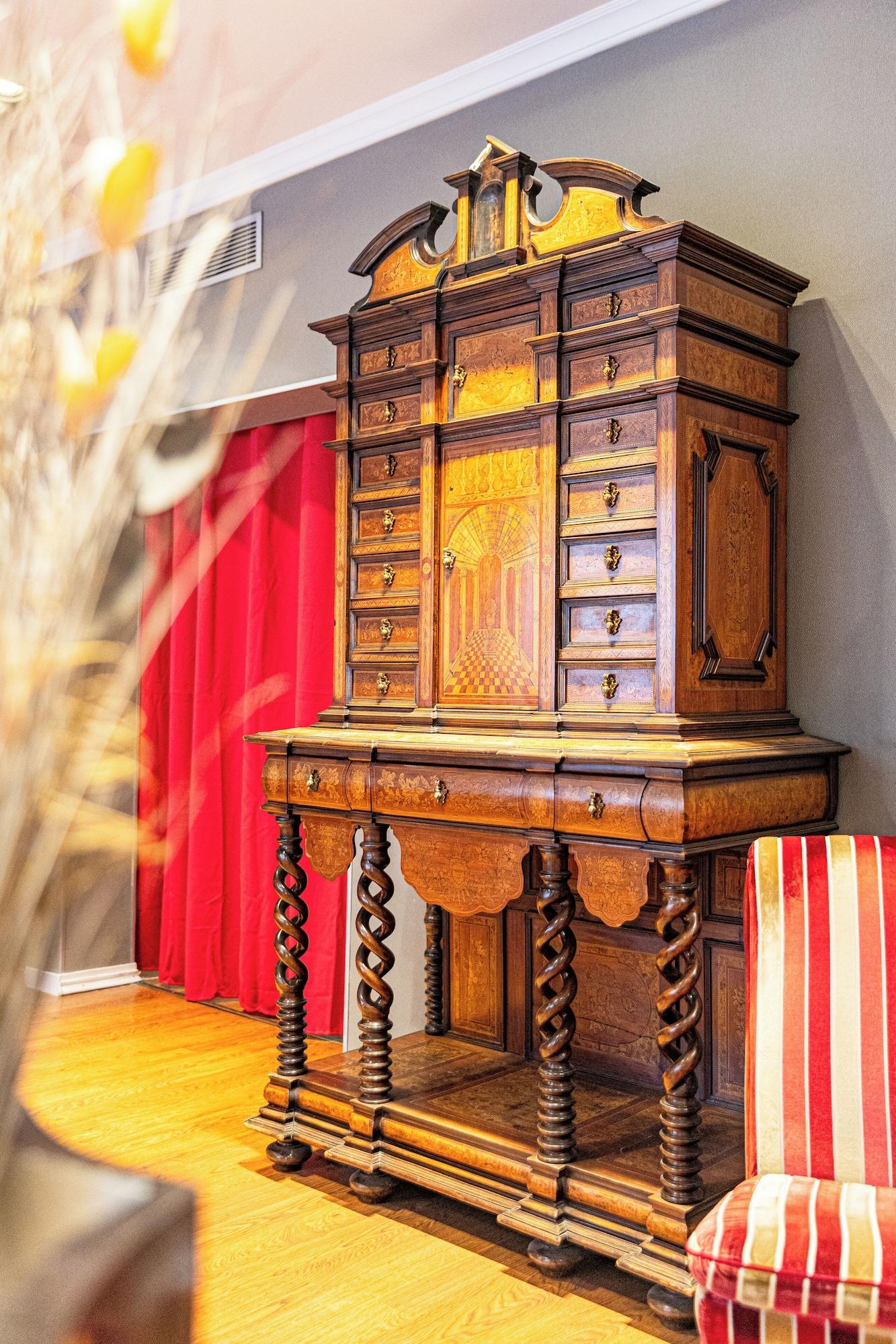 Vista Lobby Hotel Claude Bernard Saint Germain