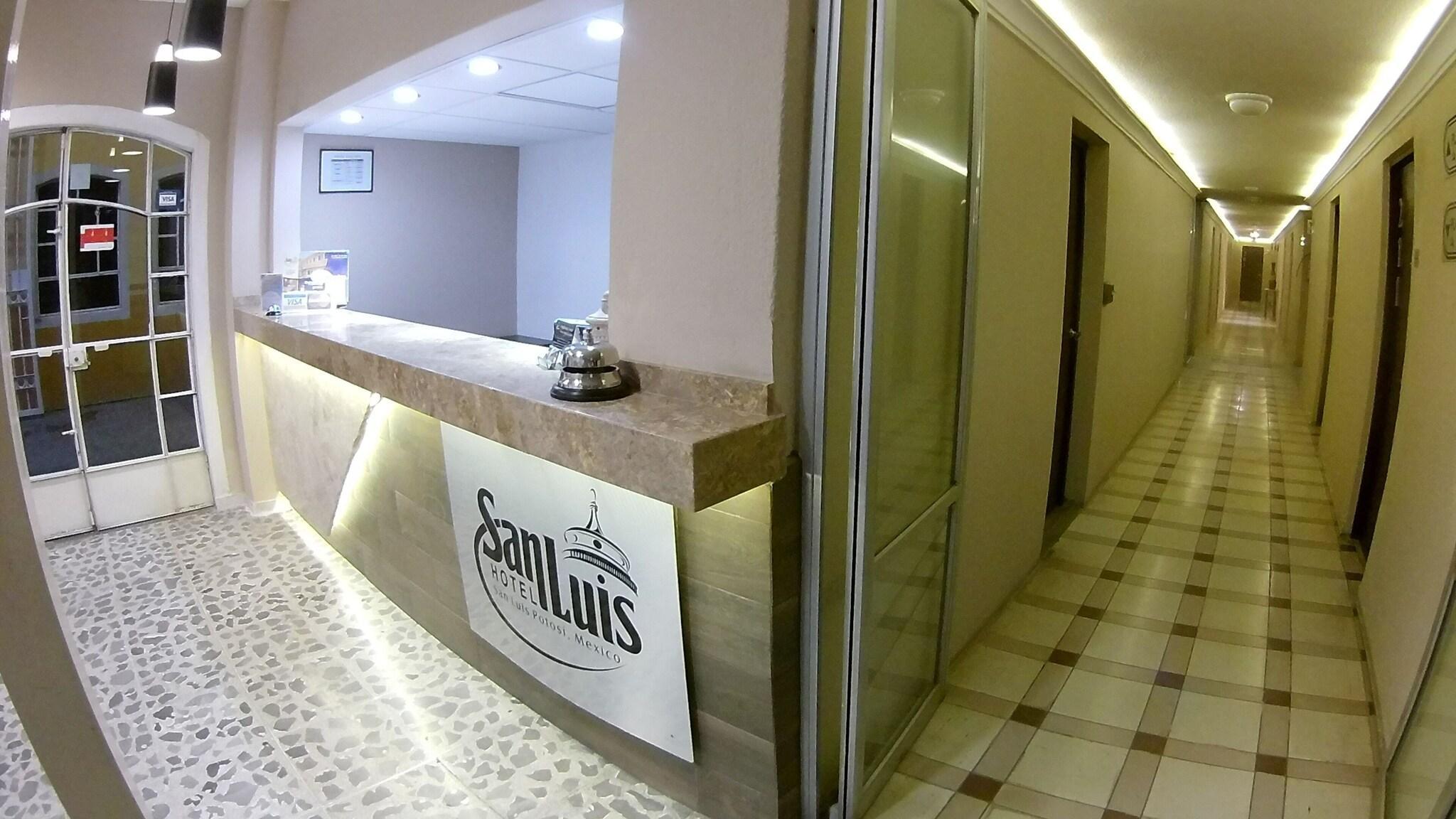 Vista Lobby Hotel San Luis