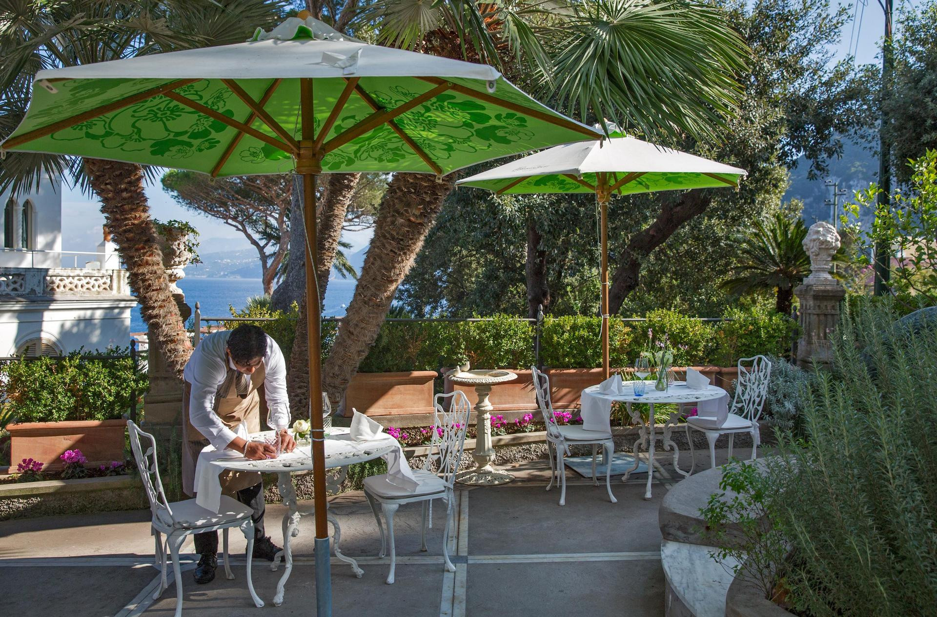 Bar/Salón Luxury Villa Excelsior Parco