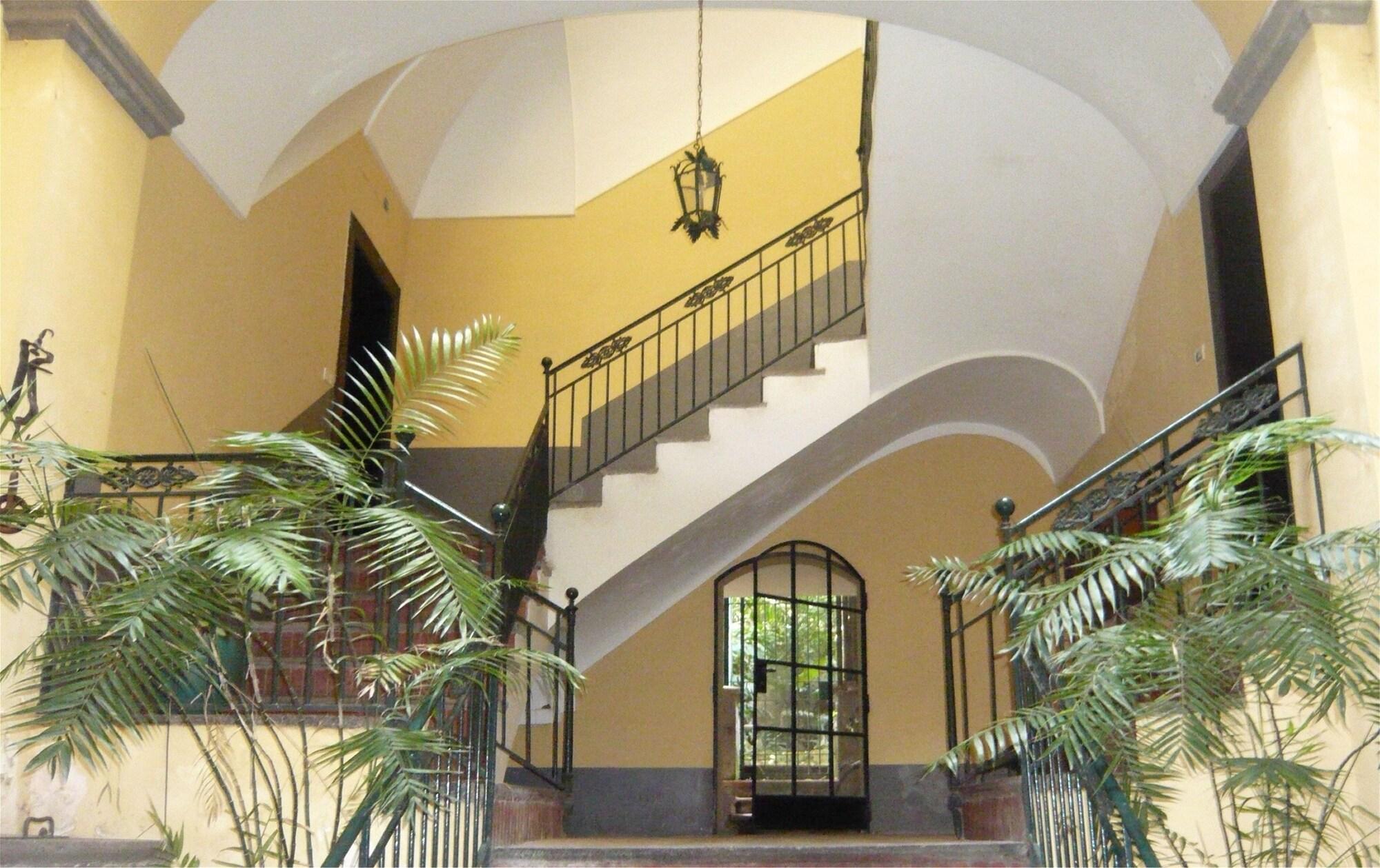 Varios Sorrento Guest House