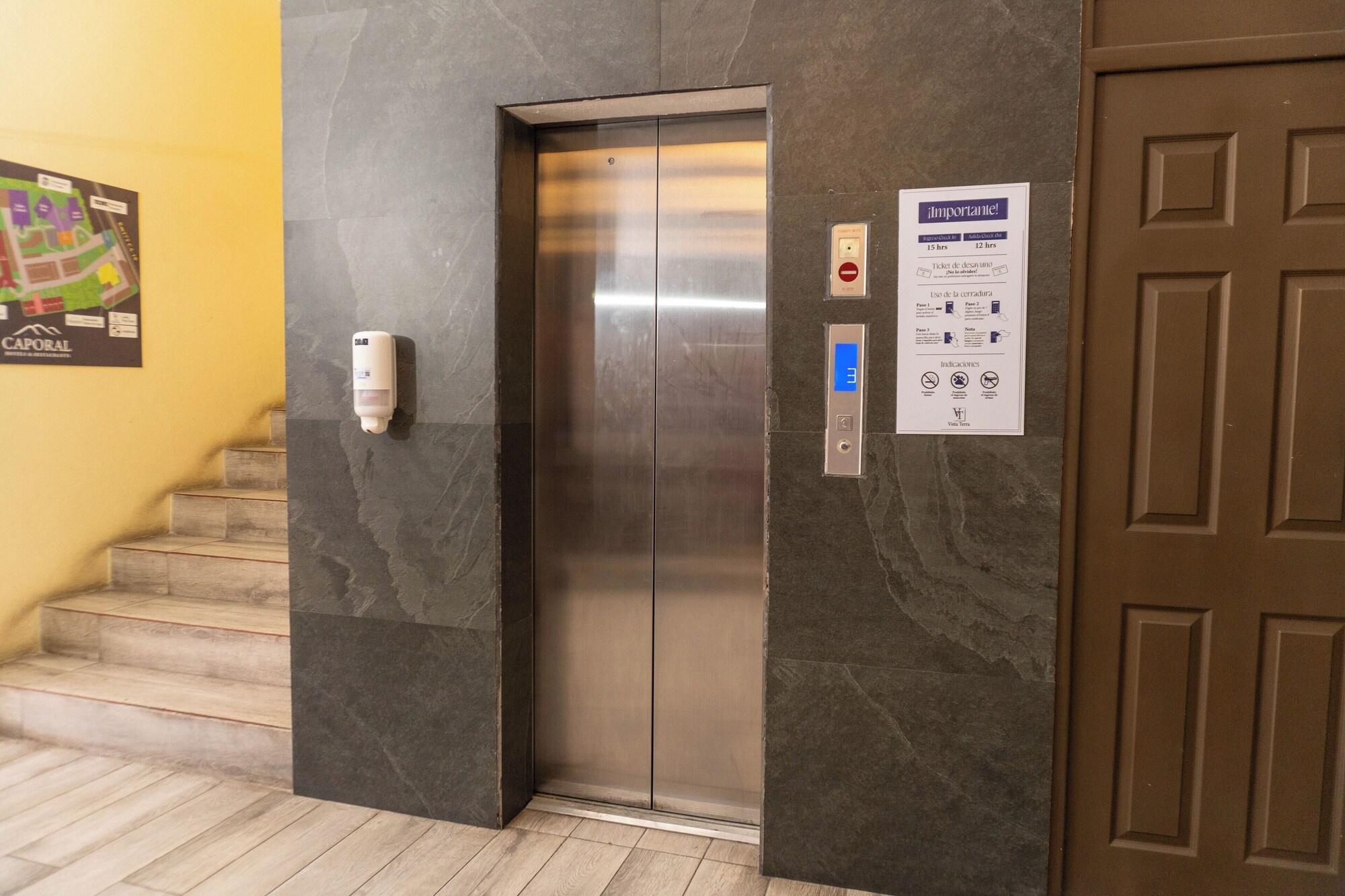 Vista Lobby Vista Terra