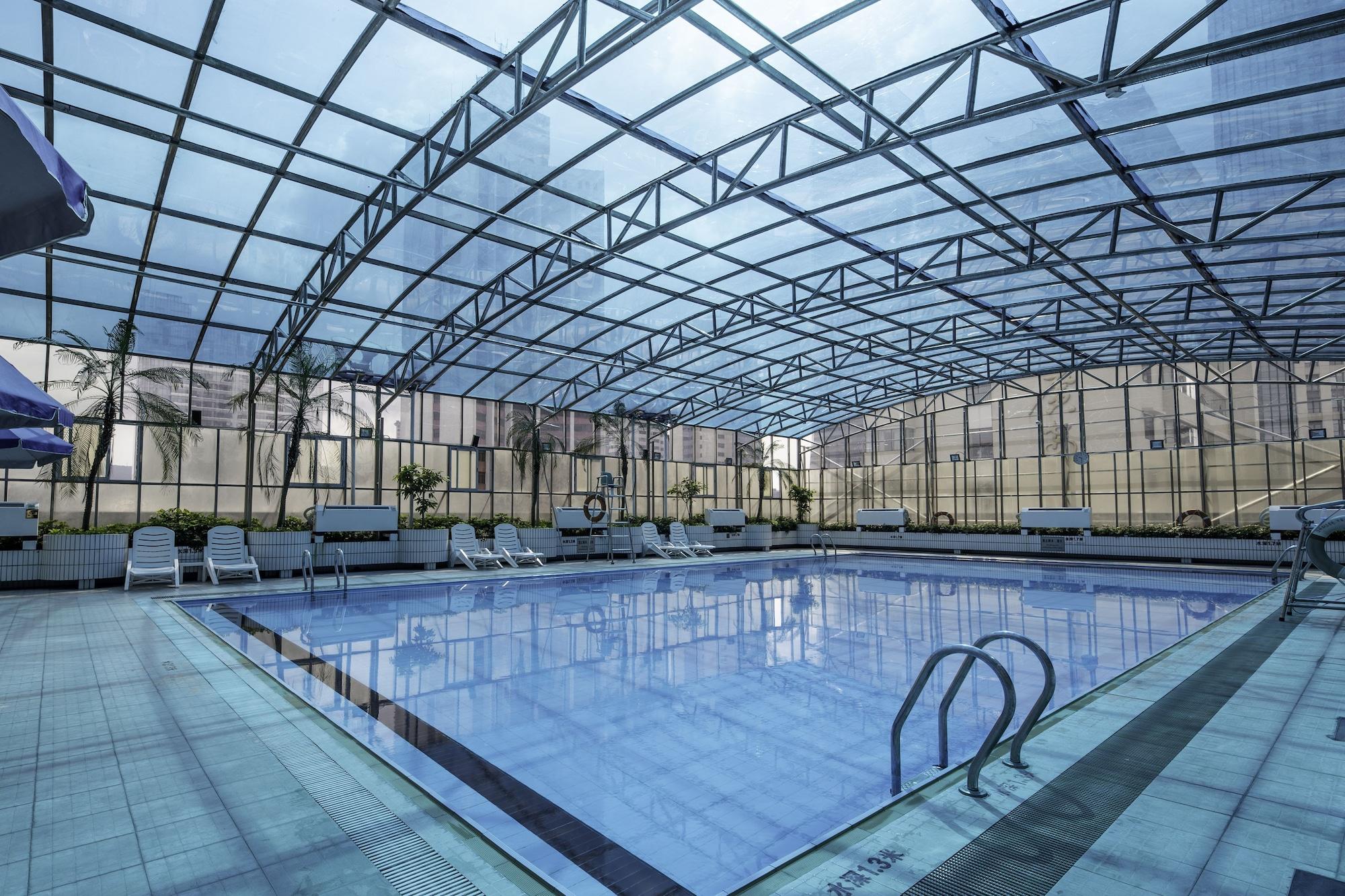 Vista Piscina Asia International Hotel Guangzhou - Overseas Buyer Registration Services in Hotel & Free Shuttle between Hotel and Exhibition Center during Canton Fair