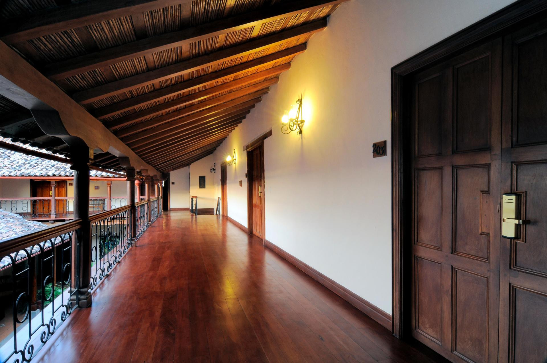 Vista Lobby Hotel Plaza Colon