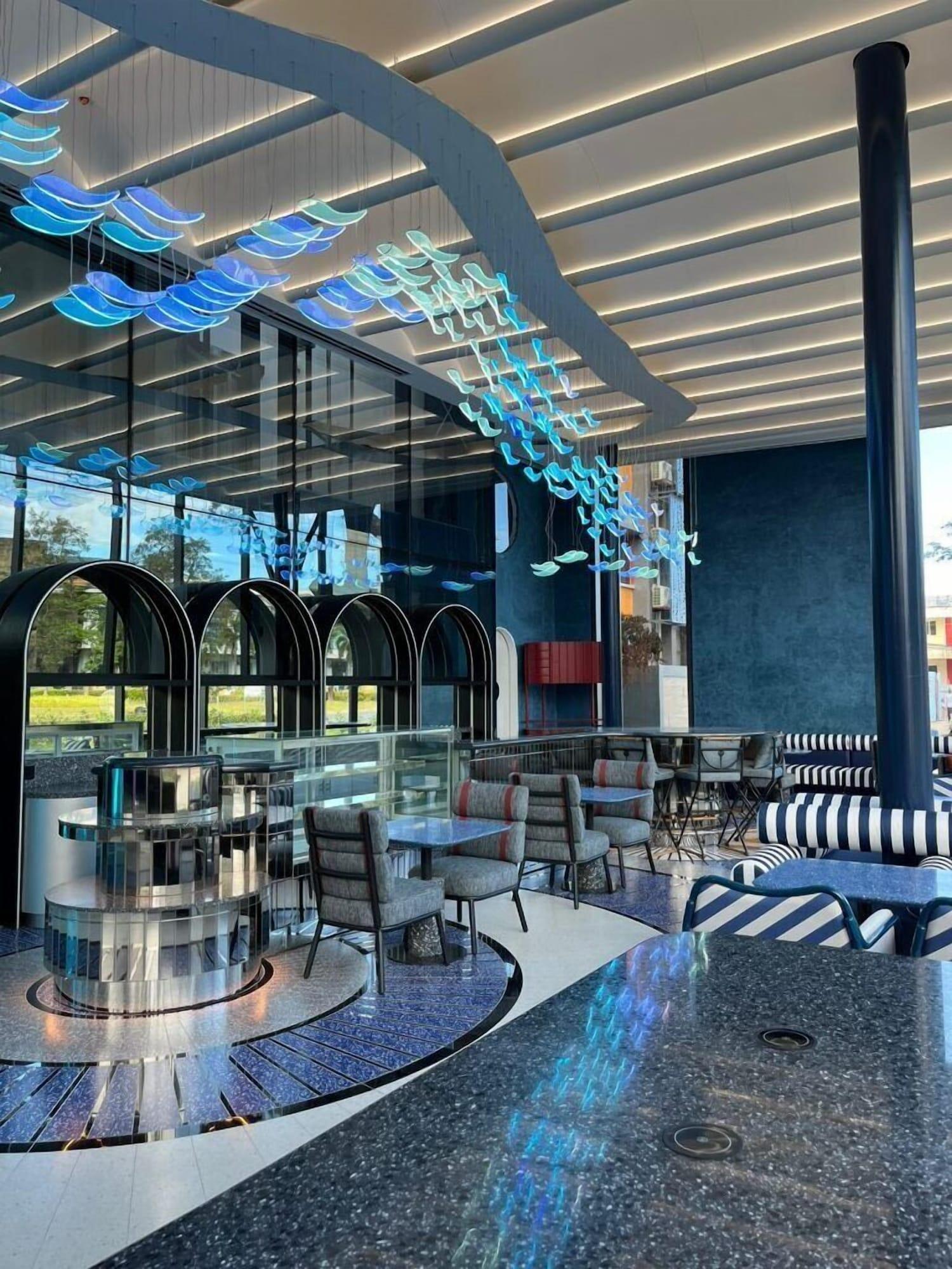 Bar/Salón ibis Styles Subic