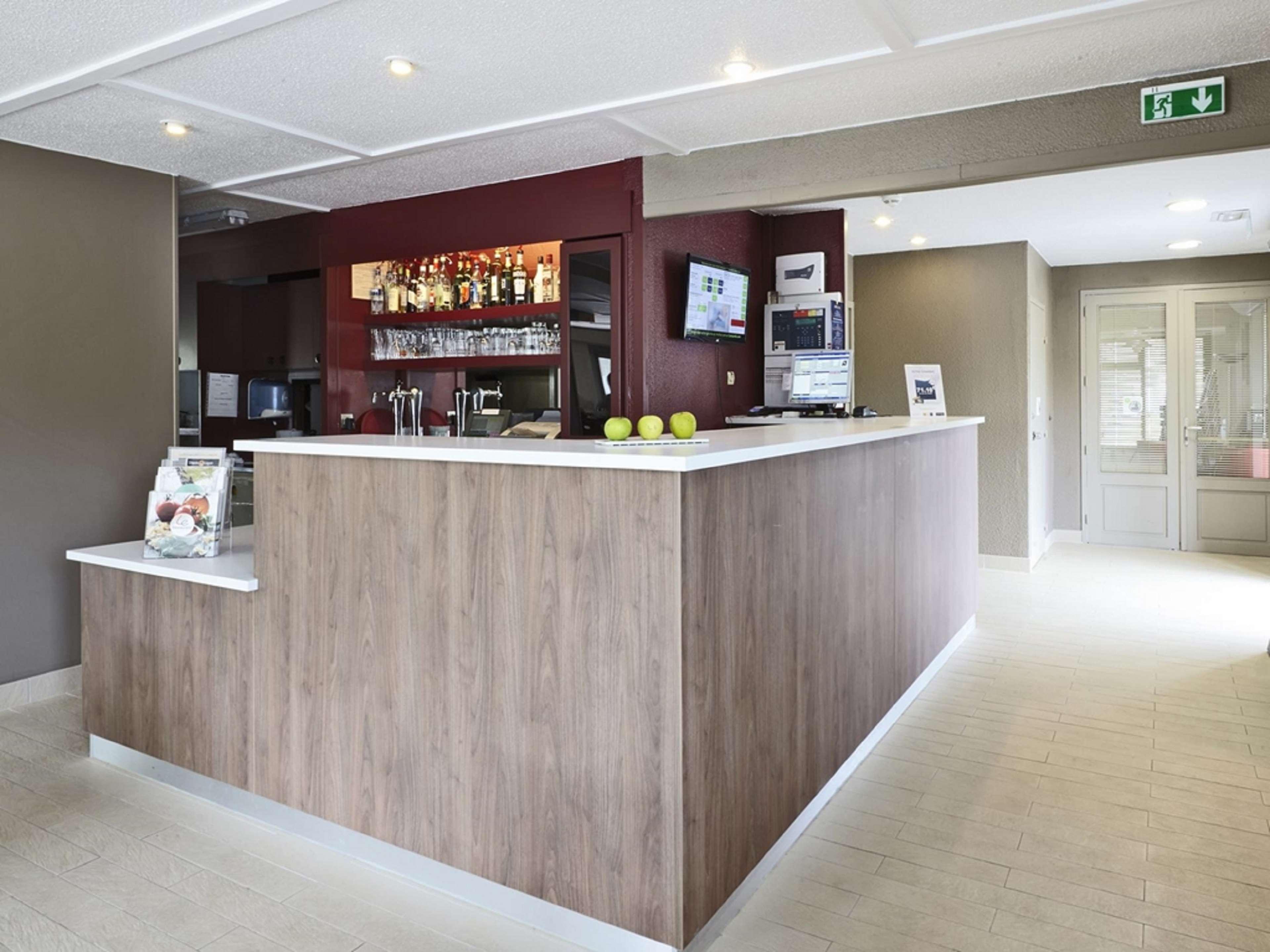 Vista Lobby Campanile Rennes Cleunay