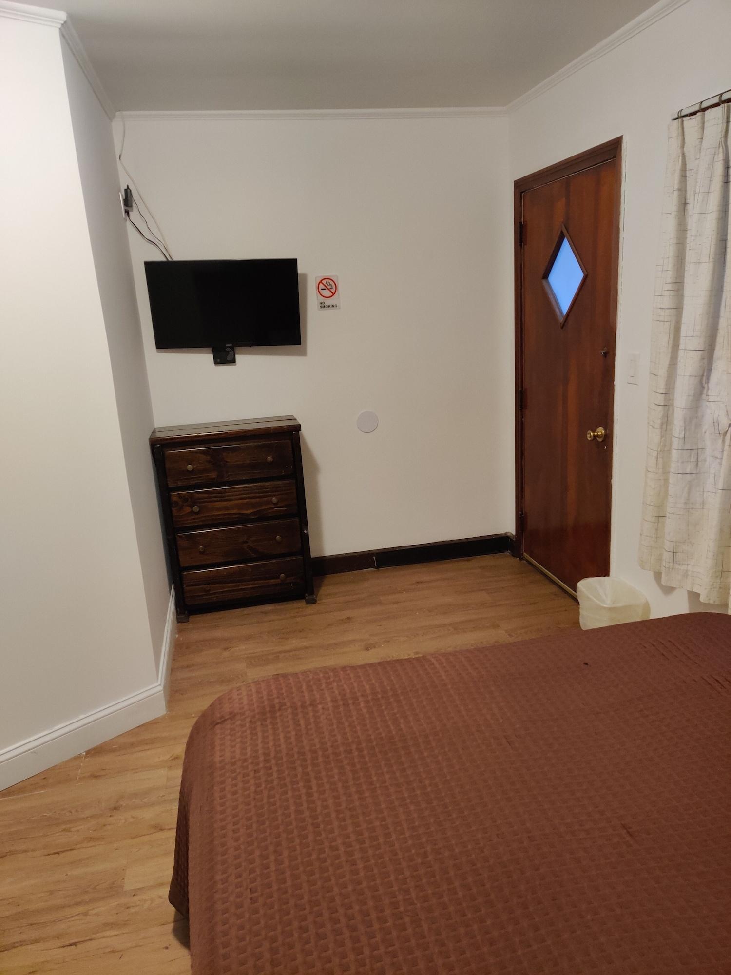 Set de Habitación Cadet Motel