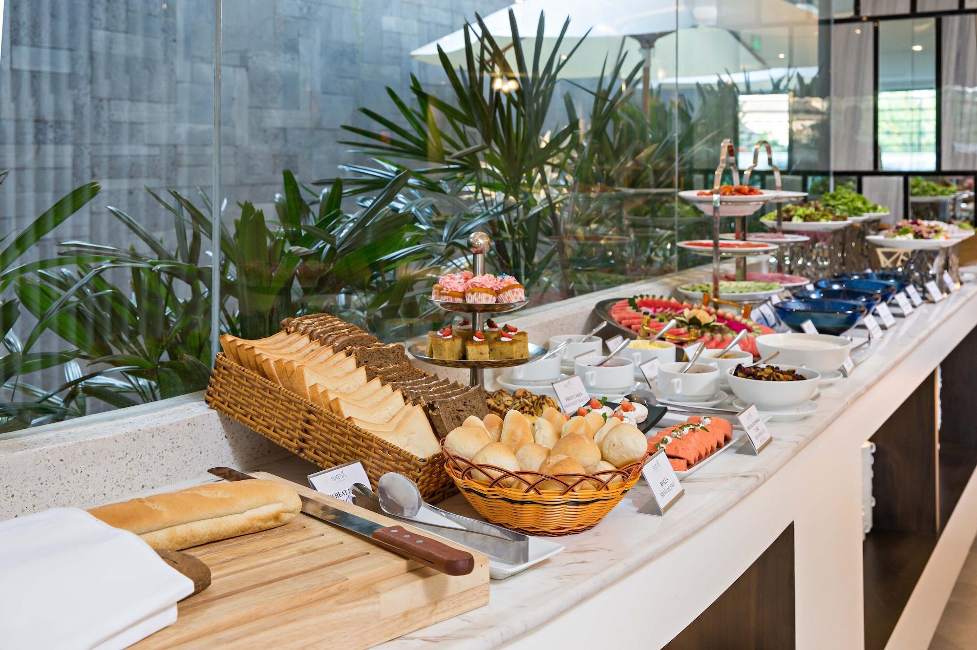 Restaurant Satya Da Nang Hotel Han Market