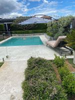 Alquiler Vacacional - Modern Garden Getaway close to Burwood, 2 BR, WiFi, Parking and Pool!