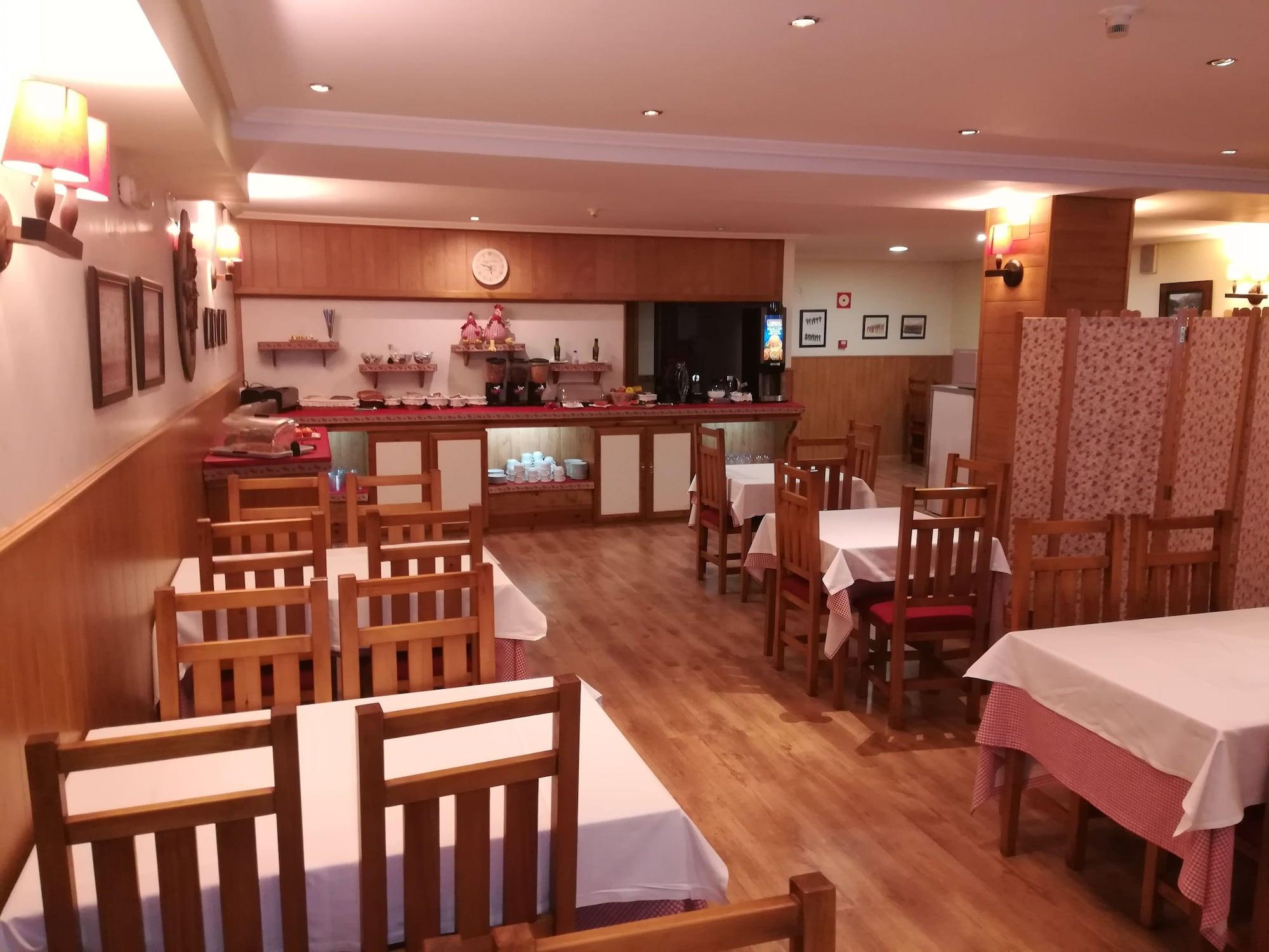 Restaurant Aparthotel Sarrato