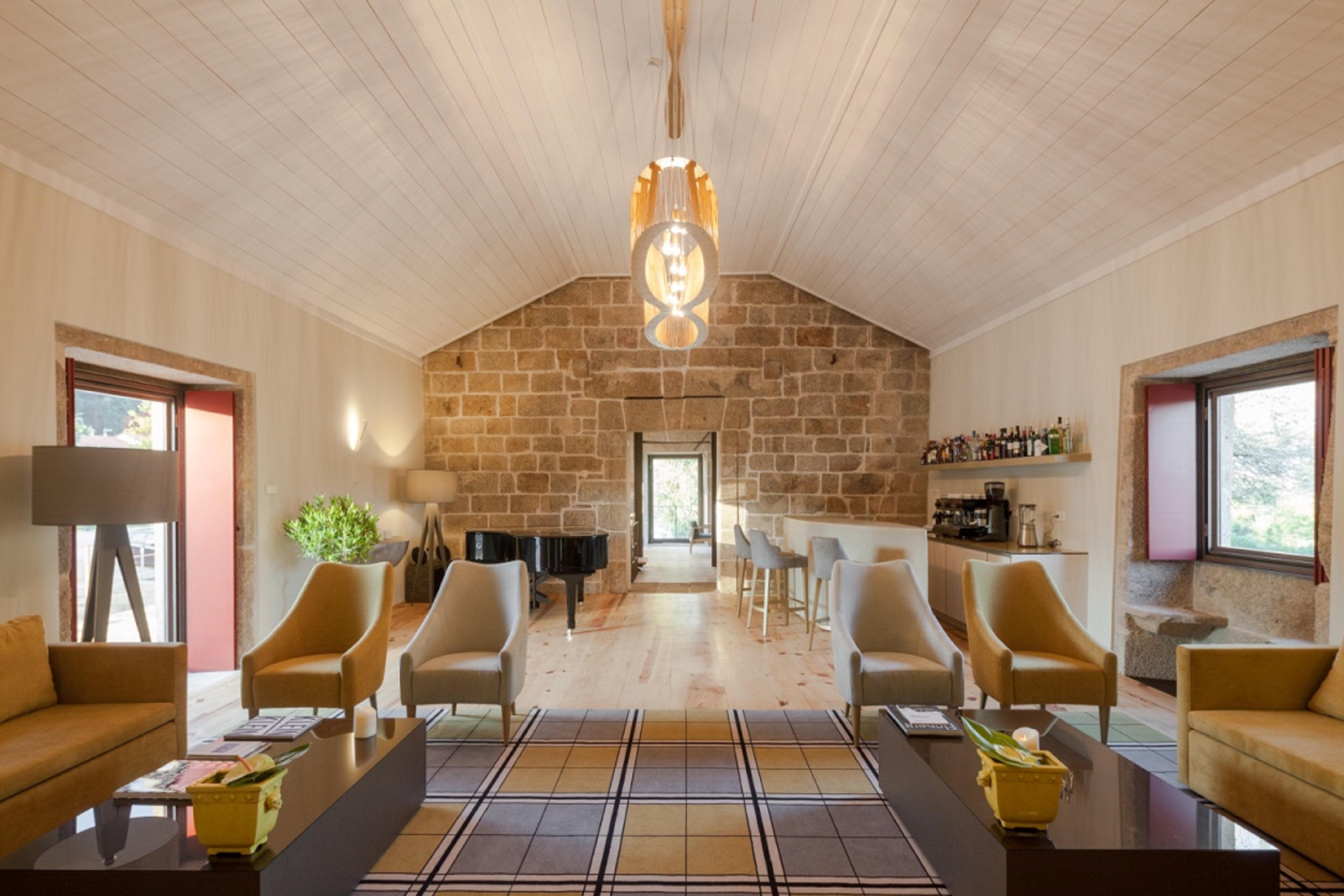 Bar/Salón Torre de Gomariz Wine & Spa Hotel