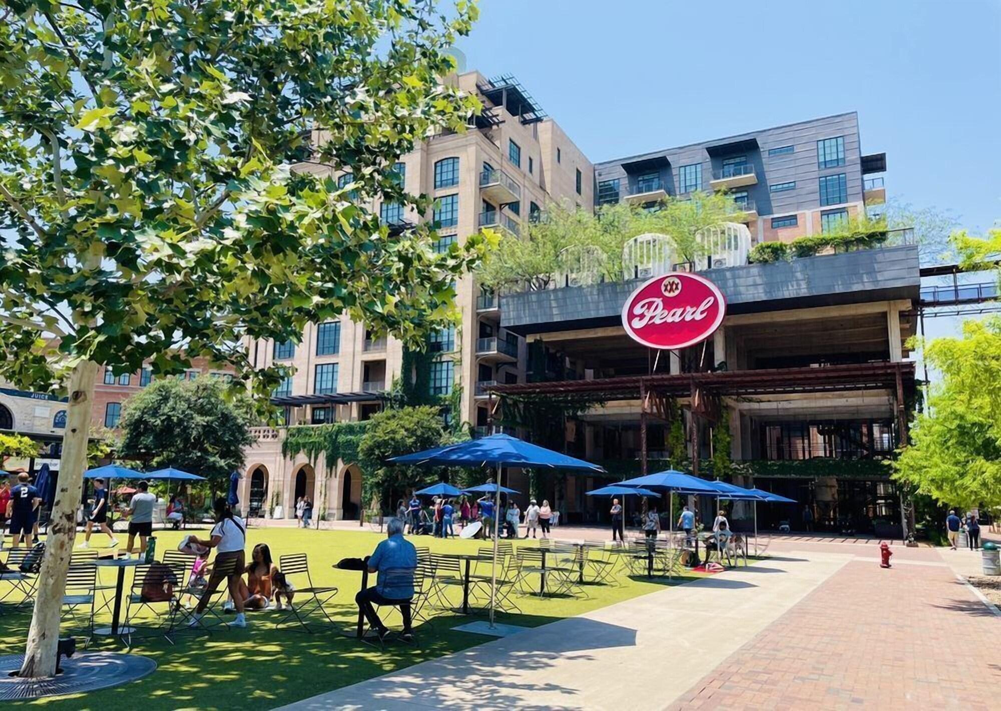 Varios Tx Home Group- San Antonio