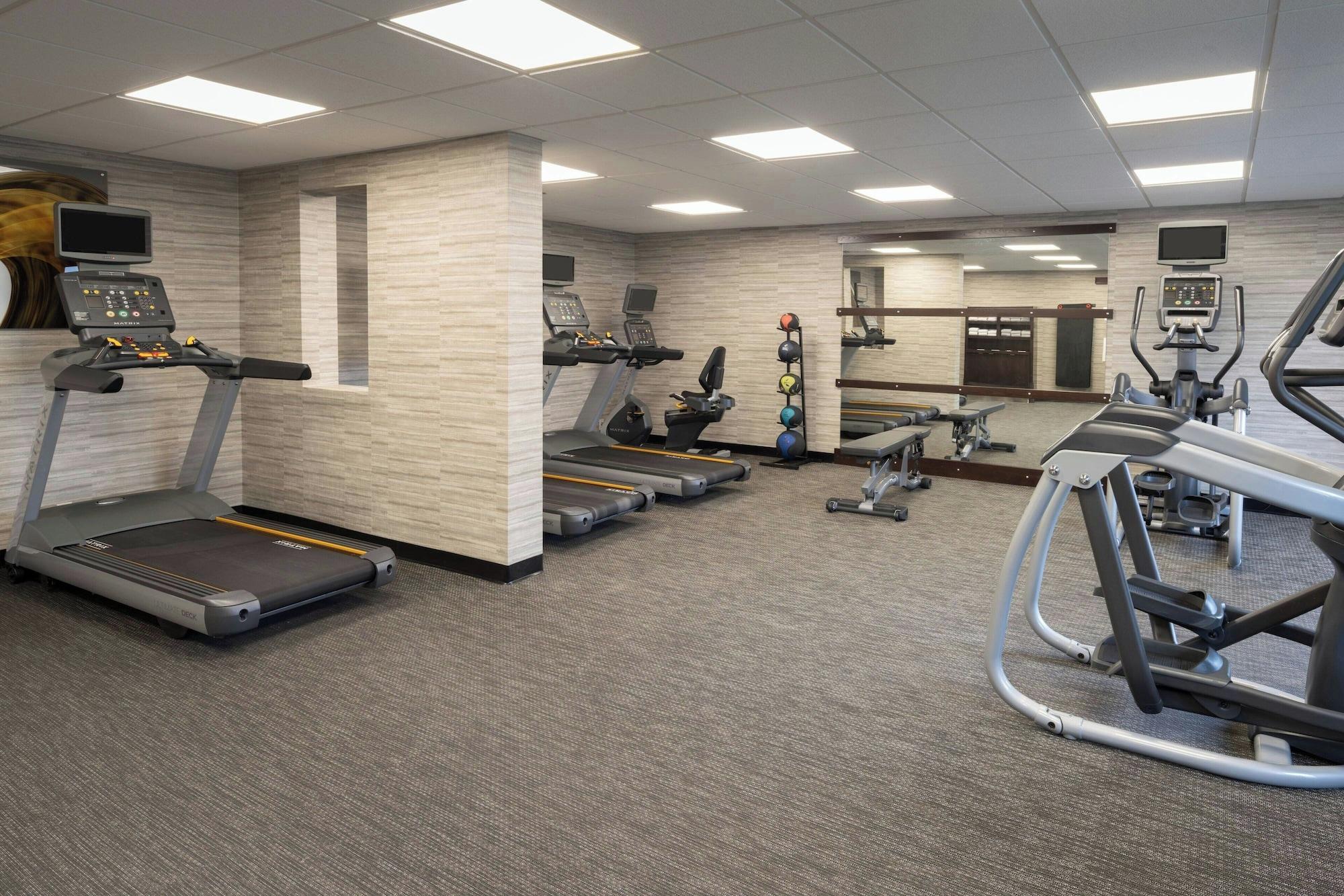 Gimnasio Courtyard by Marriott Chicago Wood Dale