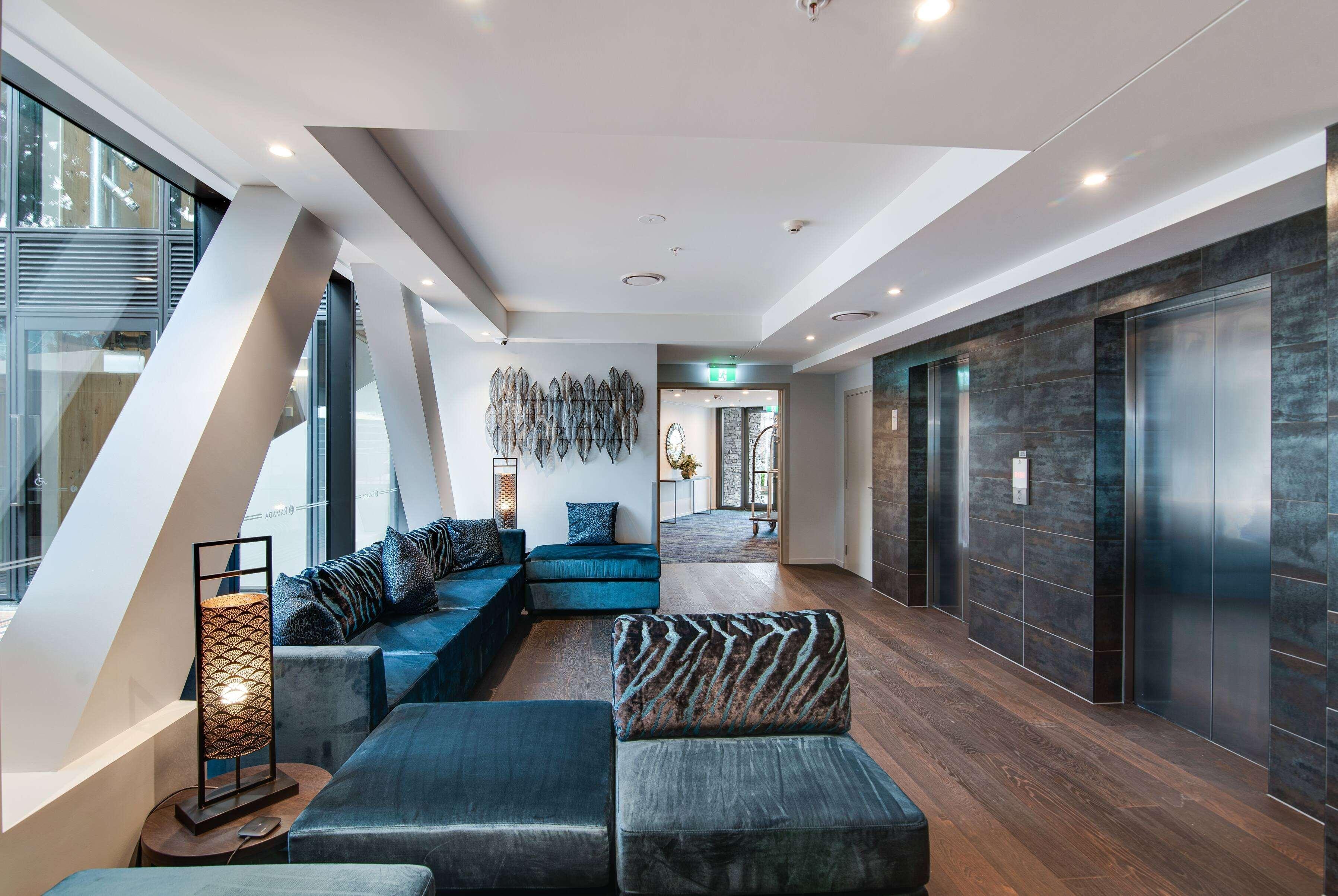 Vista Lobby Ramada by Wyndham Queenstown Central
