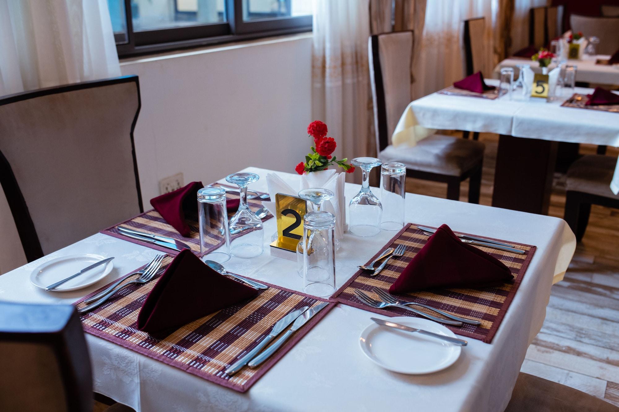 Restaurant Crismon Hotel