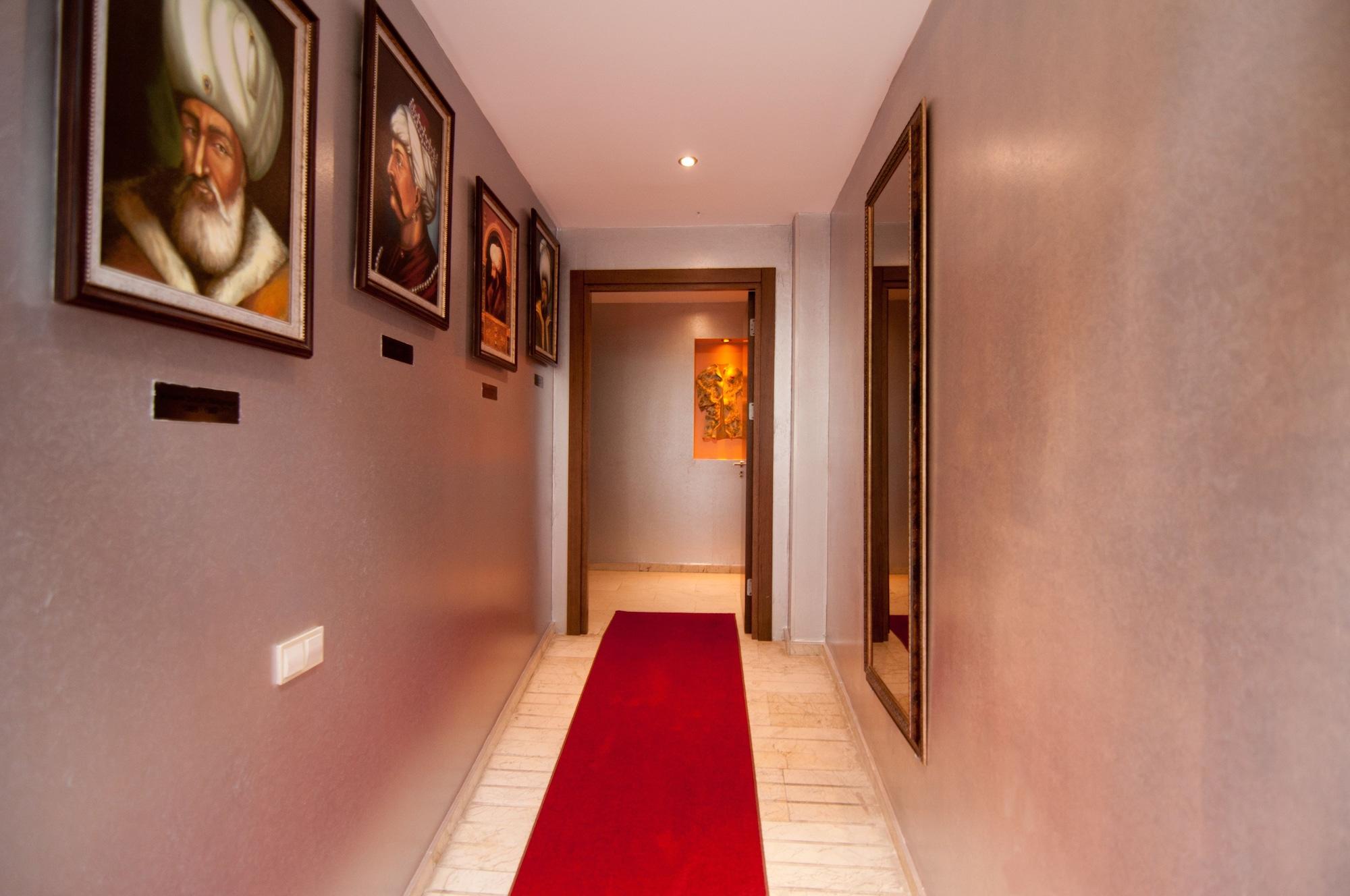 Varios Seraglio Hotel & Suites