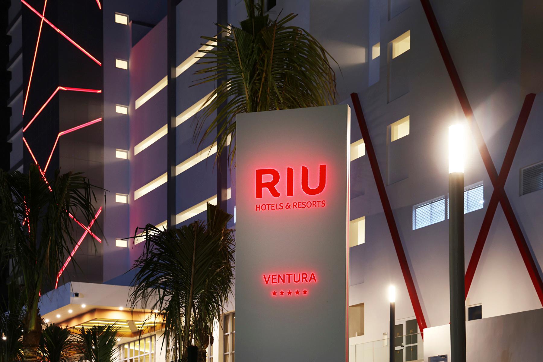 Vista Exterior Riu Ventura - All Inclusive