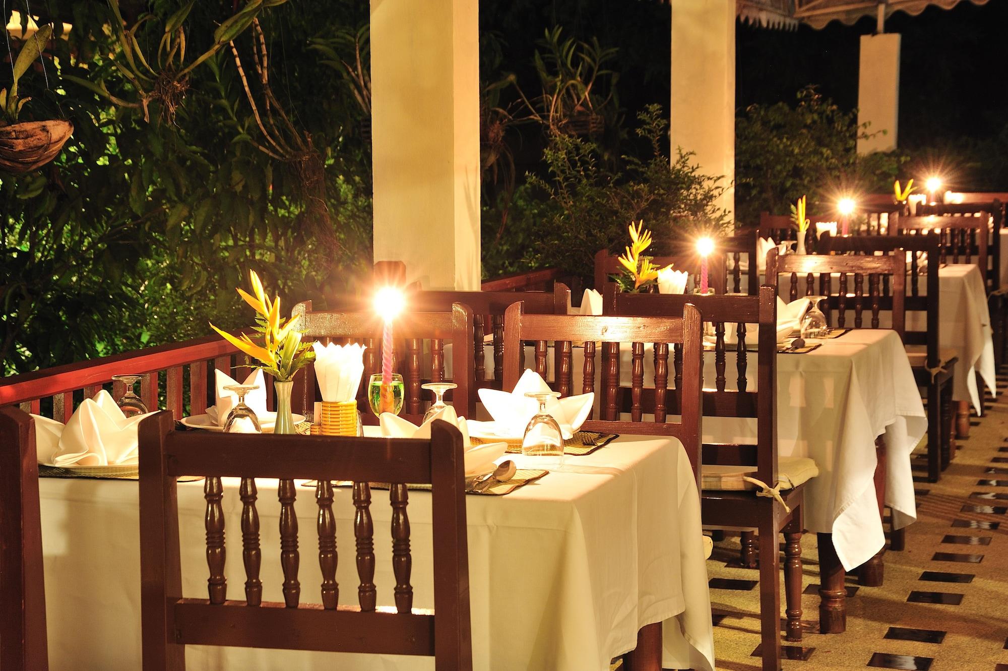 Restaurant Teak Garden Spa Resort