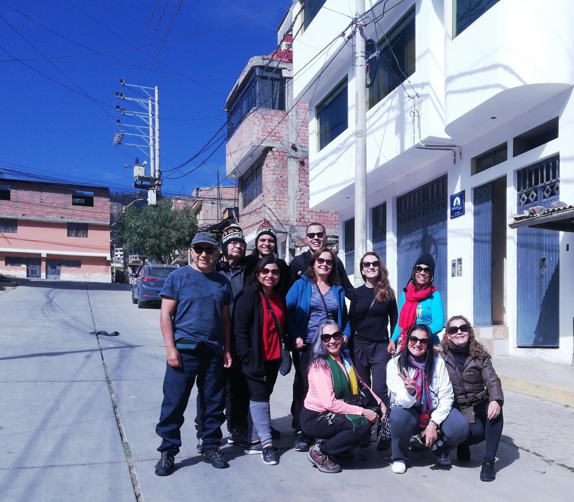 Vista Exterior Artesonraju Hostel Huaraz