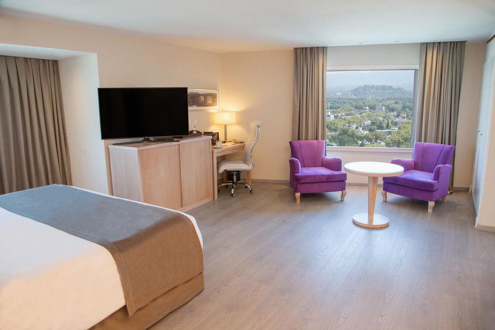 Habitación Diplomatic Hotel
