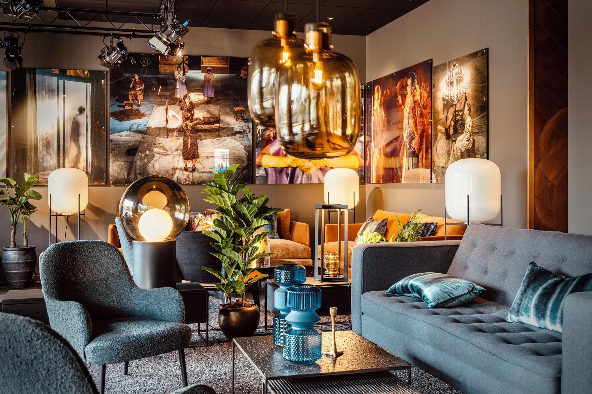 Vista Lobby Clarion Hotel Draken