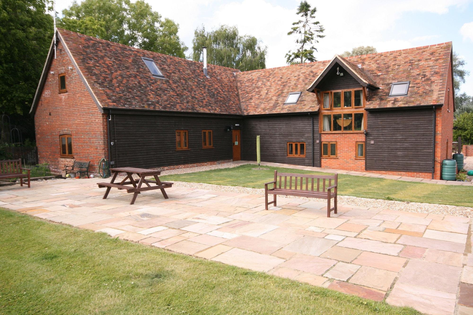 Varios Upper Neatham Mill