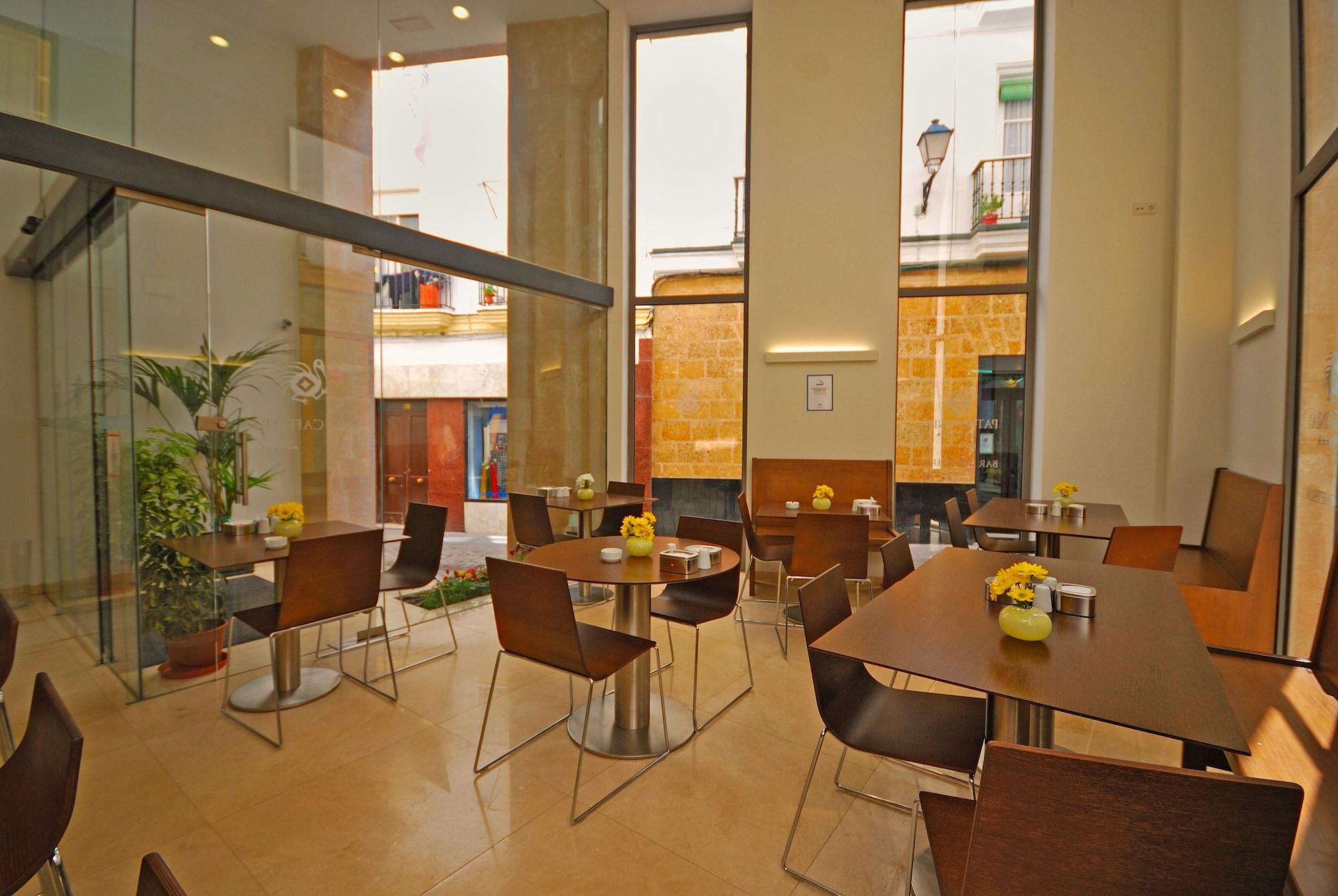 Bar/Salón Hotel Patagonia Sur - Cádiz