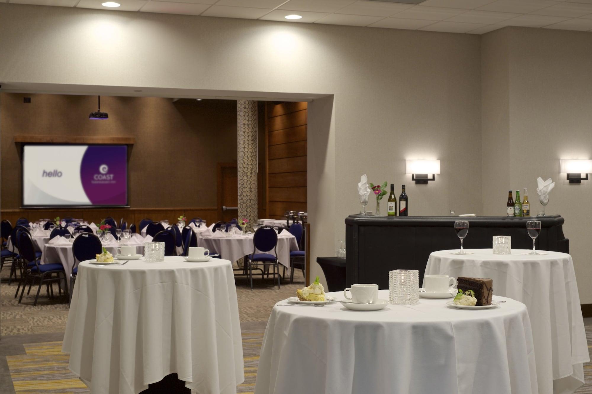 Sala de Reuniones Coast Tsawwassen Inn