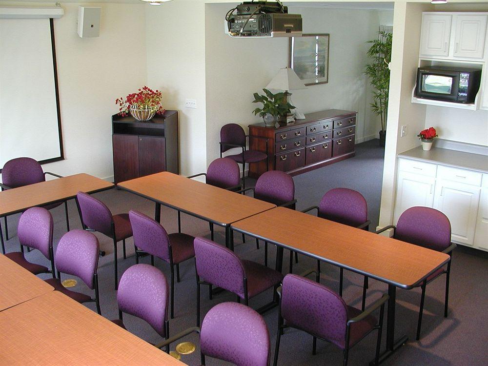 Meeting room Coral Reef Inn & Suites