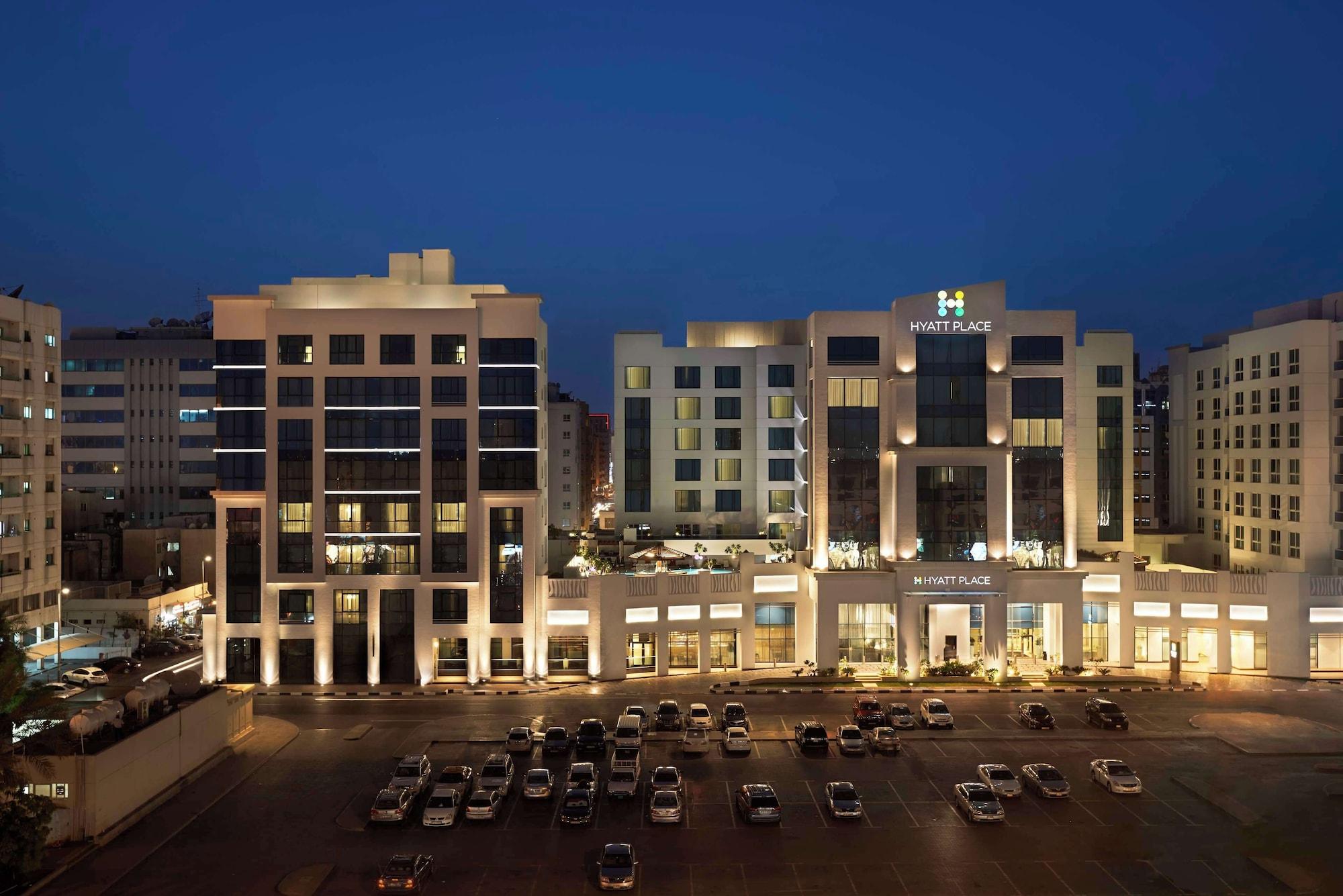 Vista Exterior Hyatt Place Dubai Al Rigga