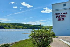 Alojamiento - Fort Knox Park Inn