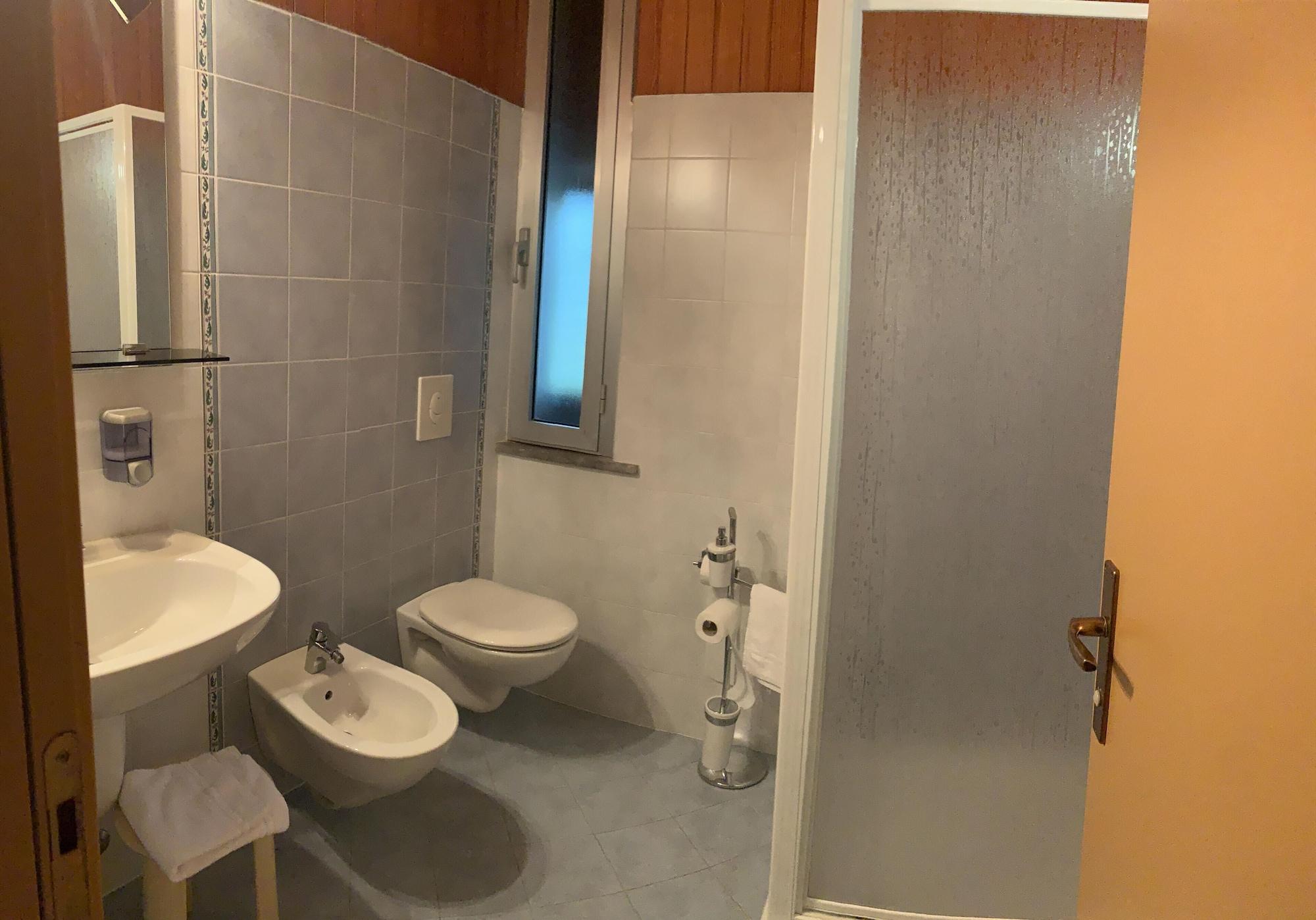 Equipamiento de Habitación Hotel Ficocle