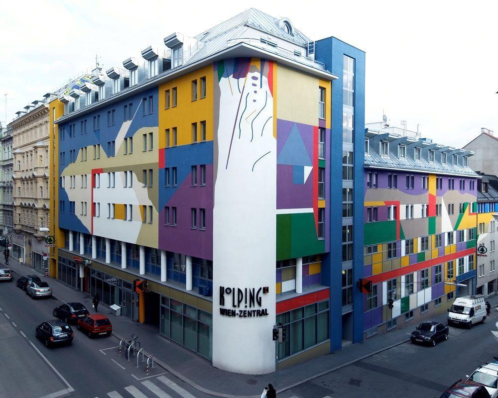 Vista da fachada Kolping Wien Zentral