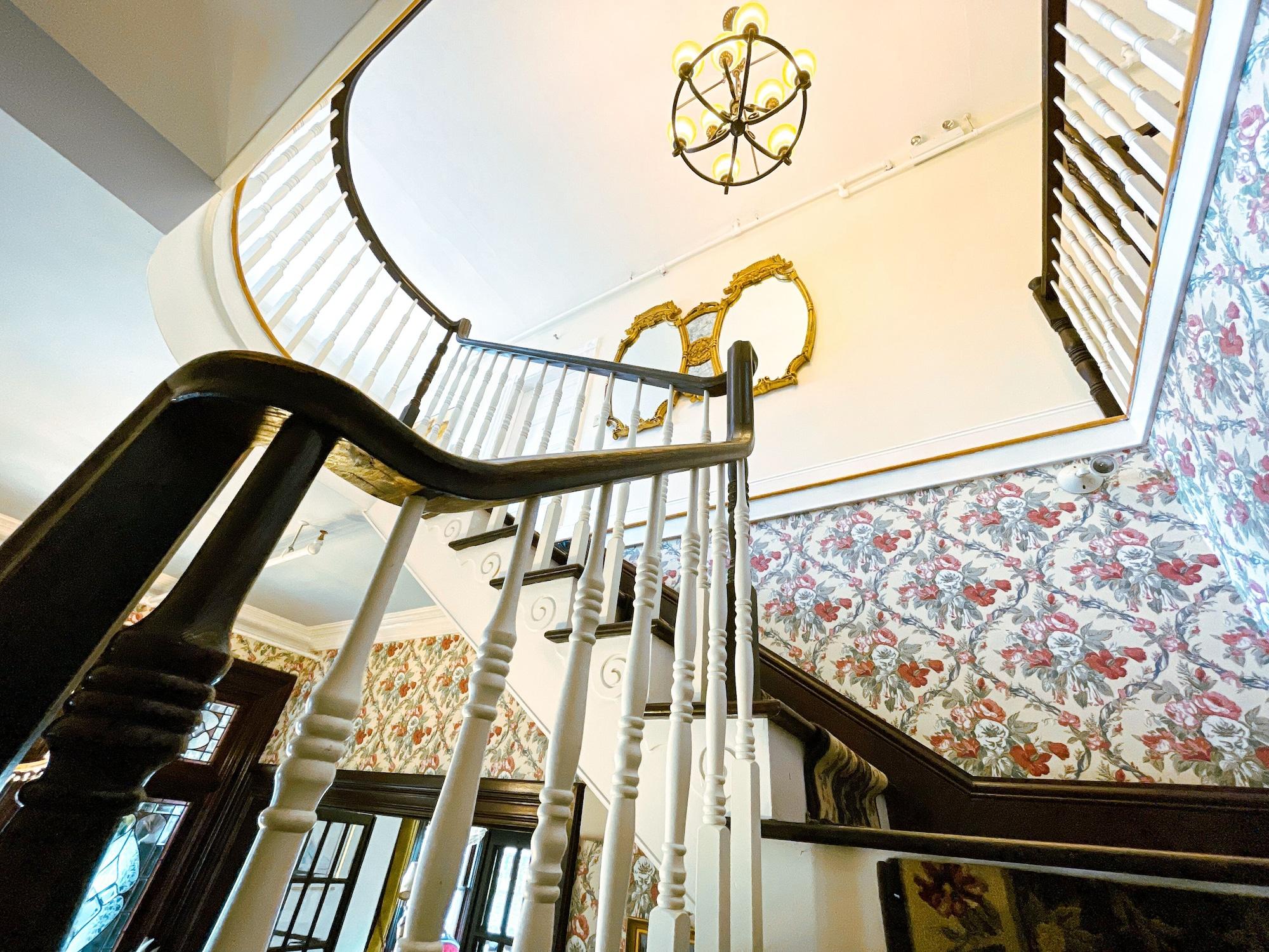 Varios The Eden Hall Inn